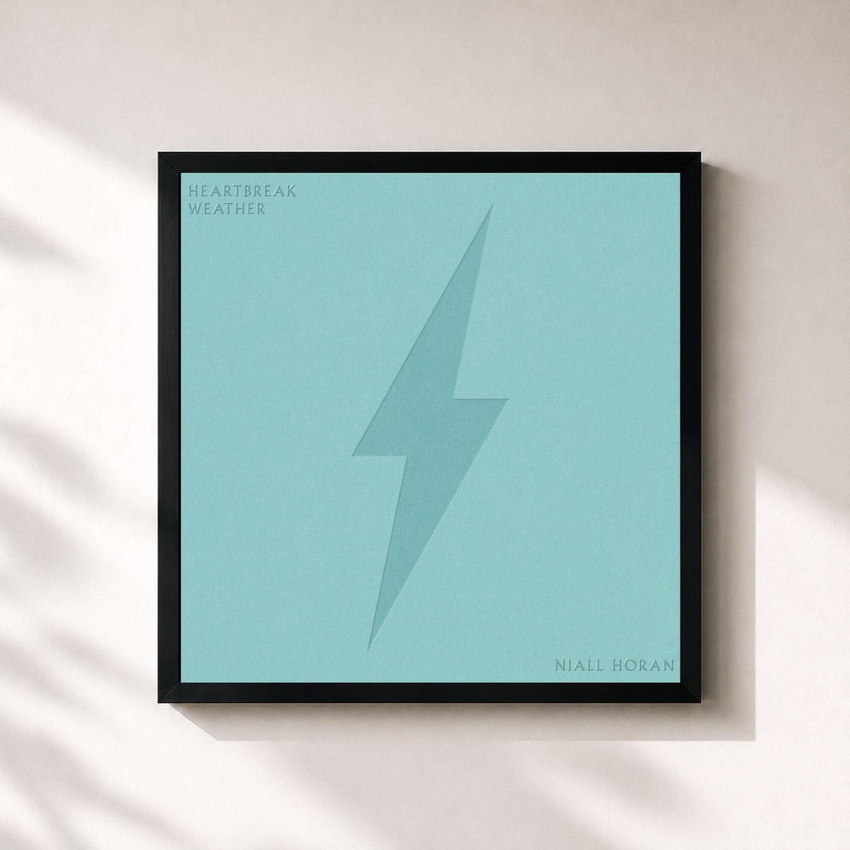 #noir Heartbreak Weather (5 Year Anniversary Edition) von Niall Horan als quadratischer Kunstdruck, schwarzer Rahmen 32x32 cm