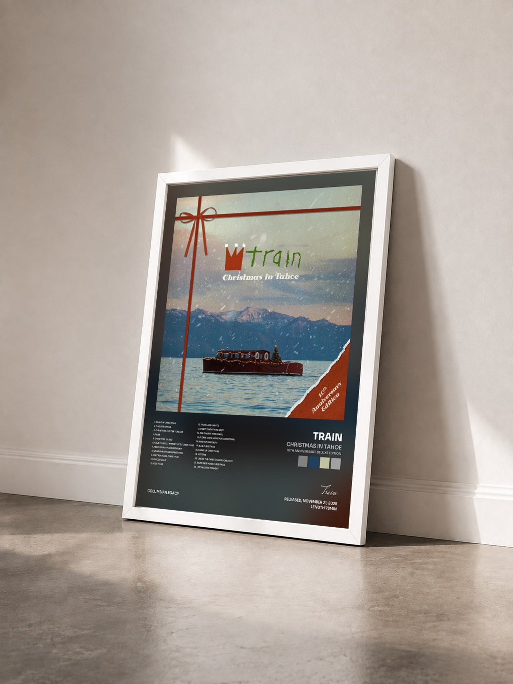#blanc Tableau de l'album Christmas In Tahoe (10th Anniversary Deluxe Edition) de Train vu de trois quarts, cadre blanc