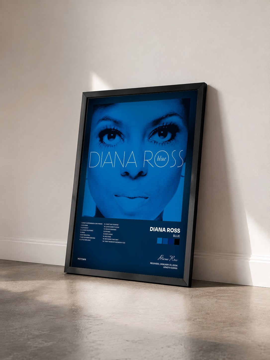 #noir Tableau de l'album Blue de Diana Ross vu de trois quarts, cadre noir