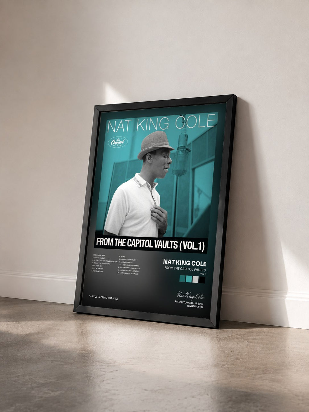 #noir From The Capitol Vaults (Vol. 1) di Nat King Cole in stampa incorniciata vista di tre quarti, cornice nera