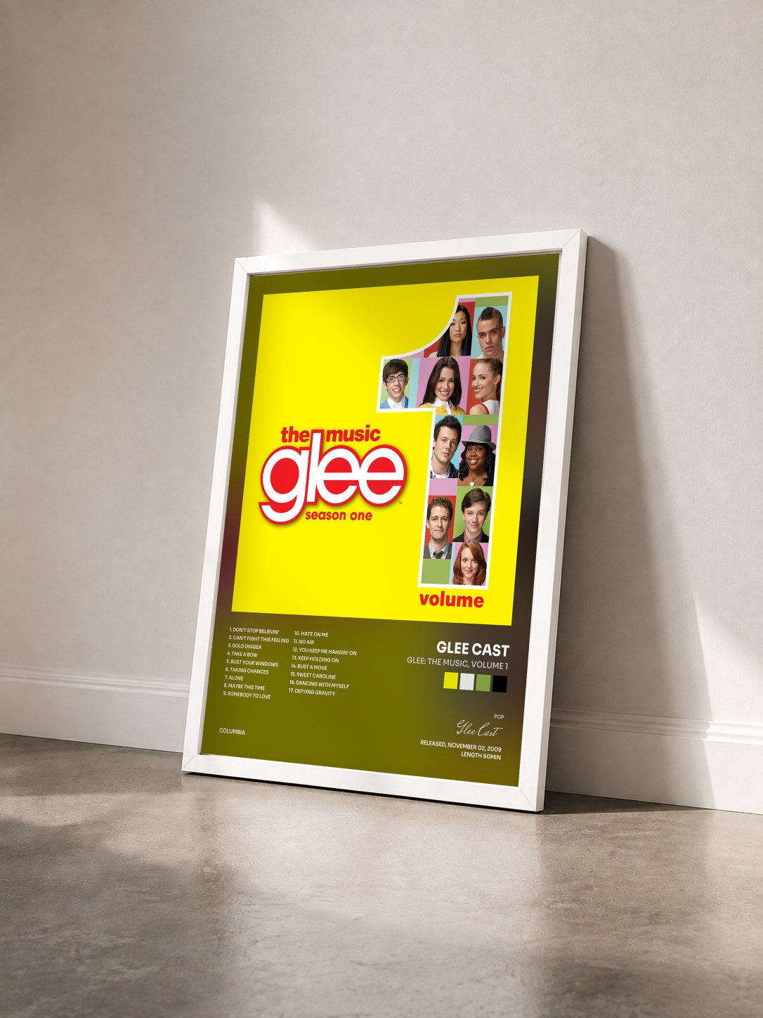 #blanc Glee: The Music, Volume 1 de Glee Cast en lámina enmarcada vista de tres cuartos, marco blanco