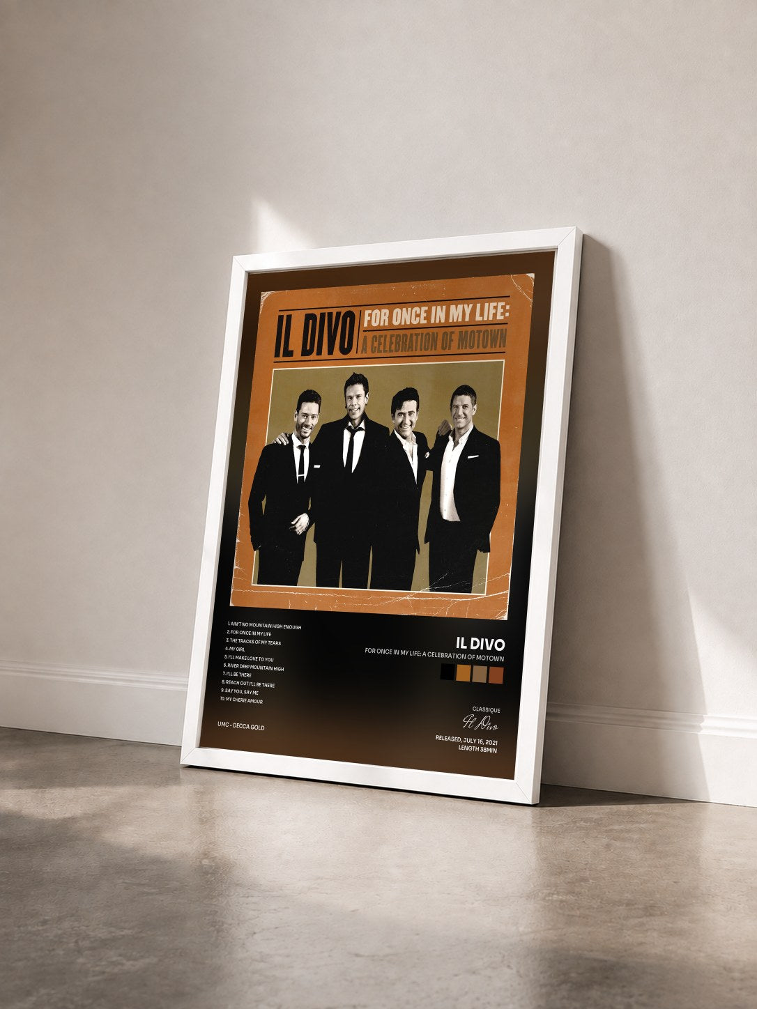 #blanc Tableau de l'album For Once In My Life: A Celebration Of Motown de Il Divo vu de trois quarts, cadre blanc