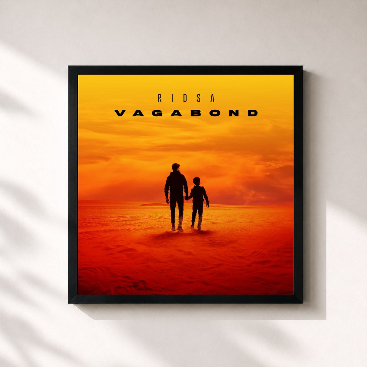 #noir Tableau carré de l'album Vagabond de Ridsa, cadre noir 32x32 cm