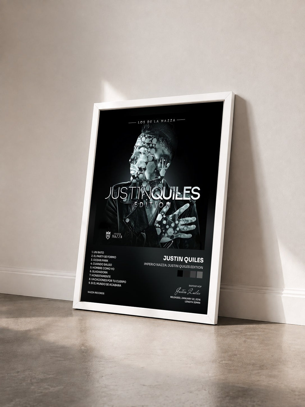 #blanc Tableau de l'album Imperio Nazza: Justin Quiles Edition de Justin Quiles vu de trois quarts, cadre blanc
