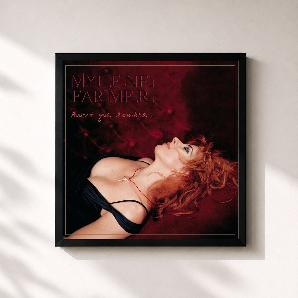 #noir Tableau carré de l'album Avant que l'ombre... de Mylène Farmer, cadre noir 32x32 cm