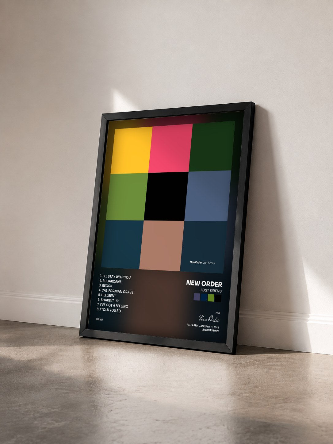 #noir Lost Sirens di New Order in stampa incorniciata vista di tre quarti, cornice nera
