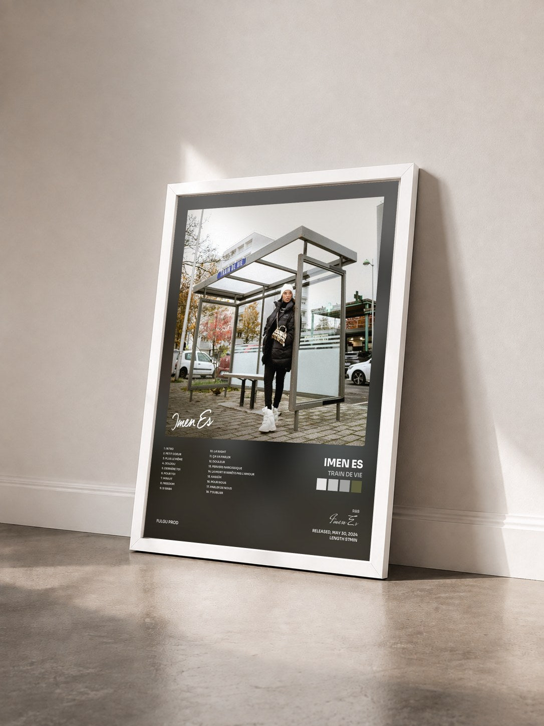 #blanc Tableau de l'album Train de vie de Imen Es vu de trois quarts, cadre blanc