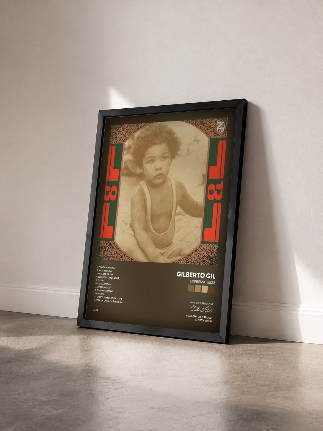 #noir Tableau de l'album Expresso 2222 de Gilberto Gil vu de trois quarts, cadre noir