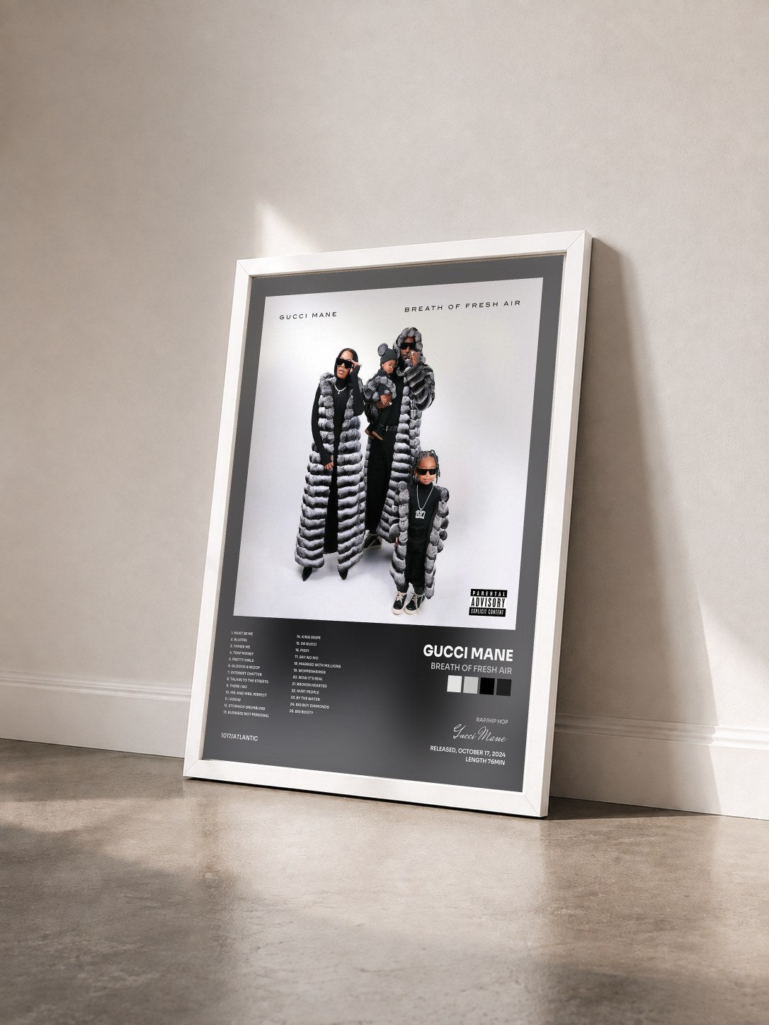 #blanc Tableau de l'album Breath of Fresh Air de Gucci Mane vu de trois quarts, cadre blanc