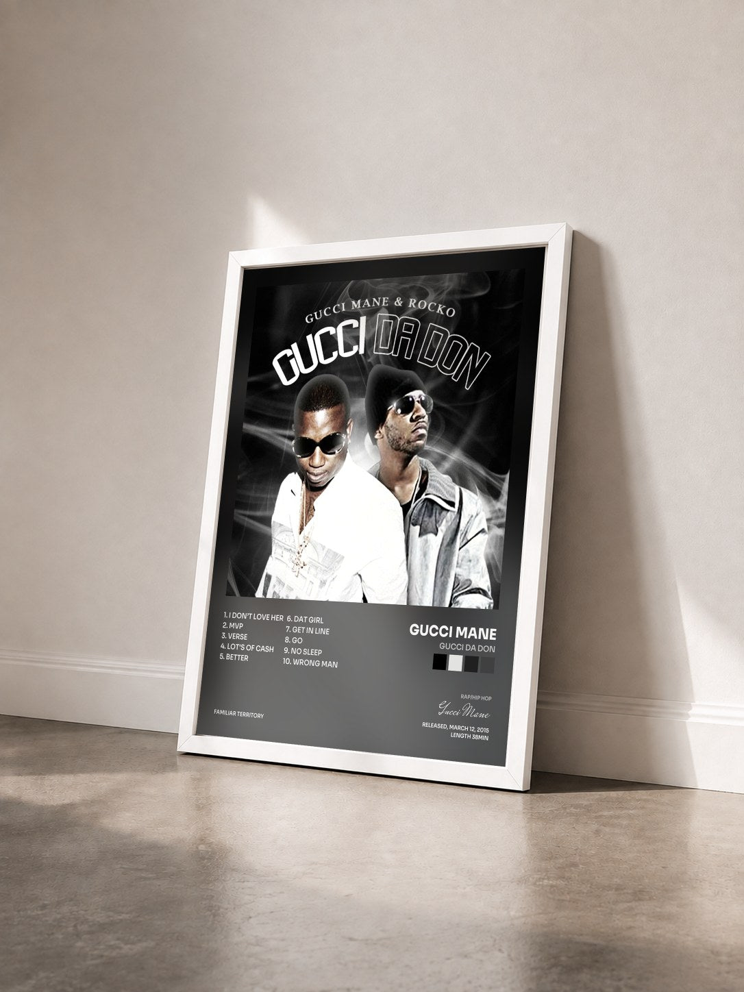 #blanc Tableau de l'album Gucci Da Don de Gucci Mane vu de trois quarts, cadre blanc