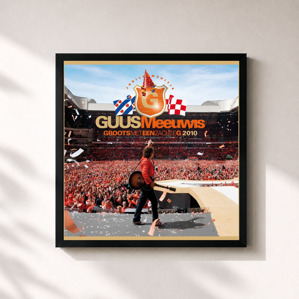 #noir Tableau carré de l'album Groots Met Een Zachte G 2010: De Jubileumeditie de Guus Meeuwis, cadre noir 32x32 cm