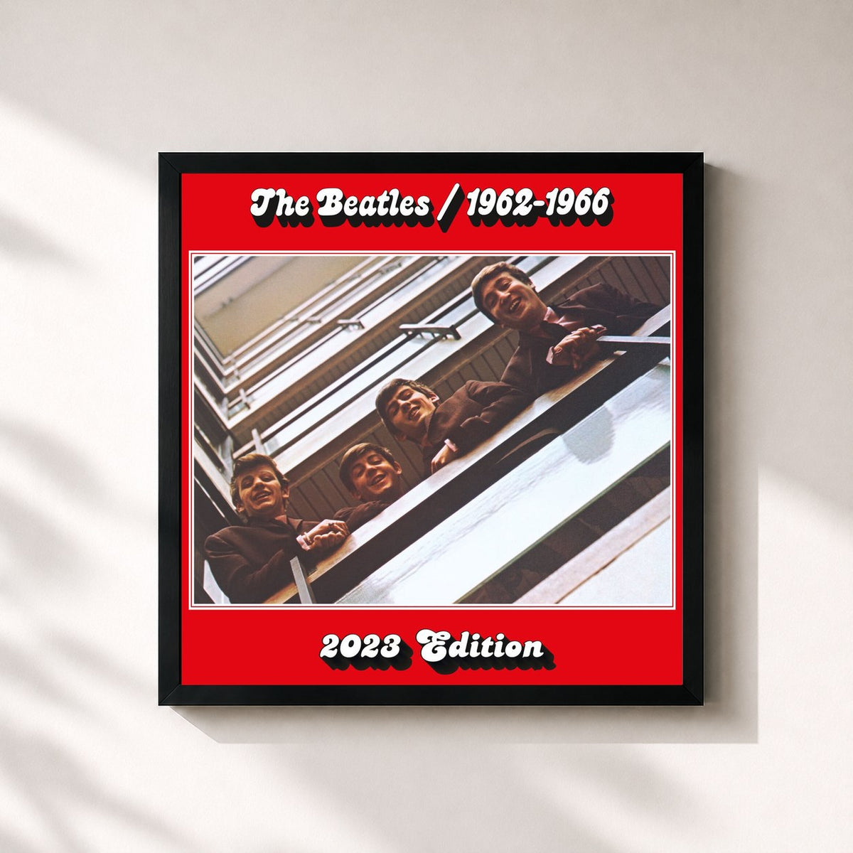 #noir Tableau carré de l'album The Beatles 1962 – 1966 (2023 Edition) de The Beatles, cadre noir 32x32 cm