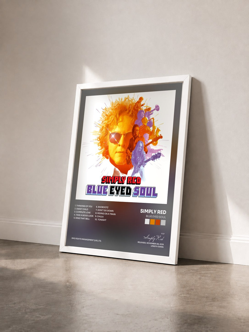 #blanc Blue Eyed Soul de Simply Red en lámina enmarcada vista de tres cuartos, marco blanco