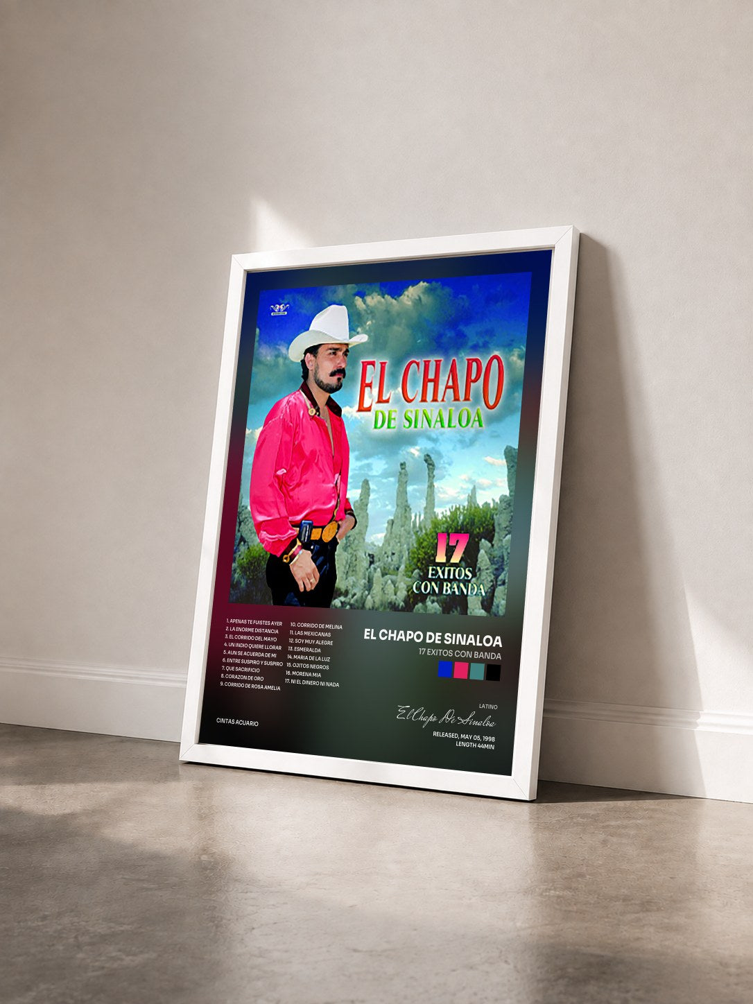 #blanc Tableau de l'album 17 Exitos Con Banda de El Chapo De Sinaloa vu de trois quarts, cadre blanc