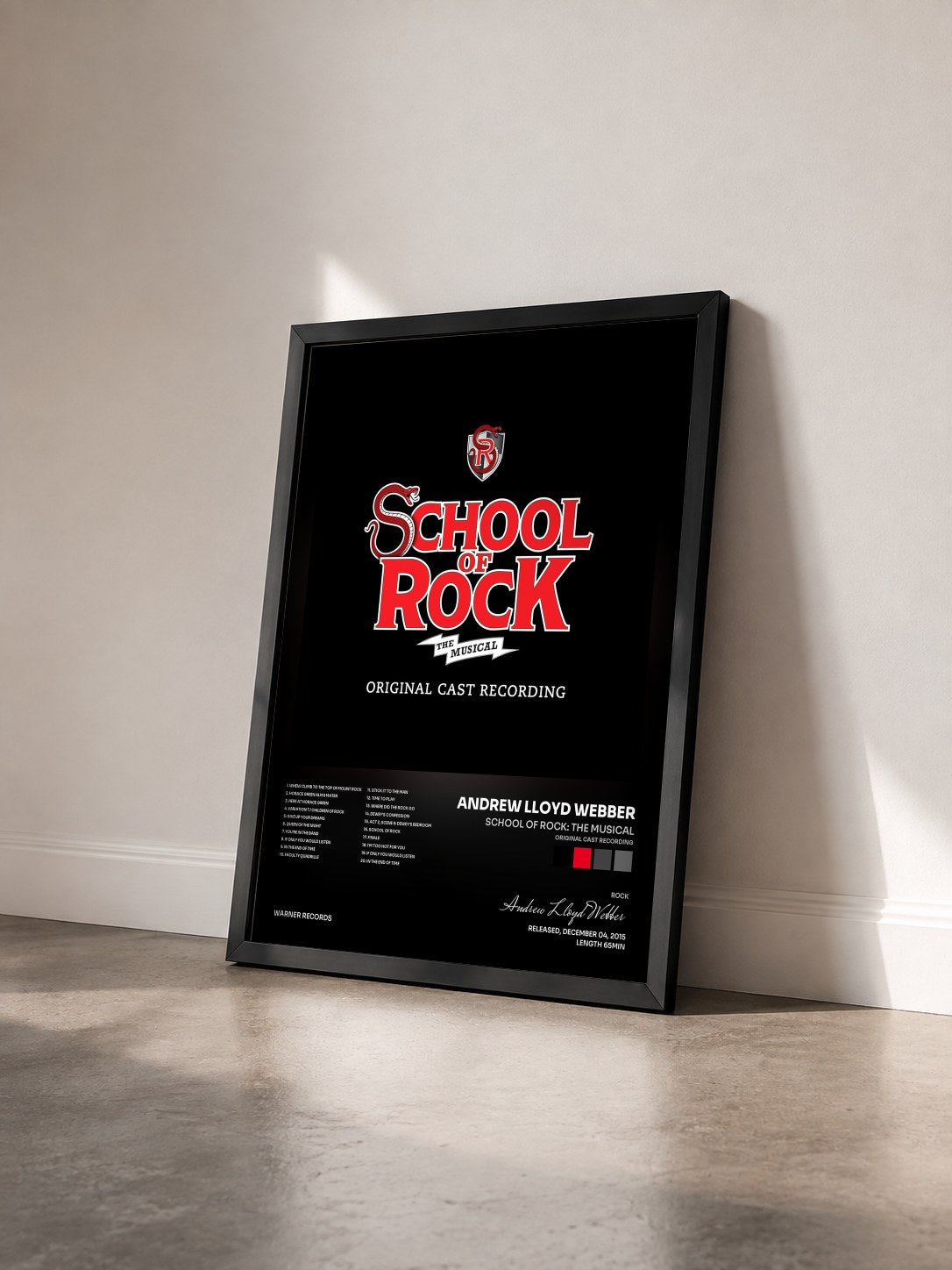 #noir Tableau de l'album School of Rock: The Musical (Original Cast Recording) de Andrew Lloyd Webber vu de trois quarts, cadre noir