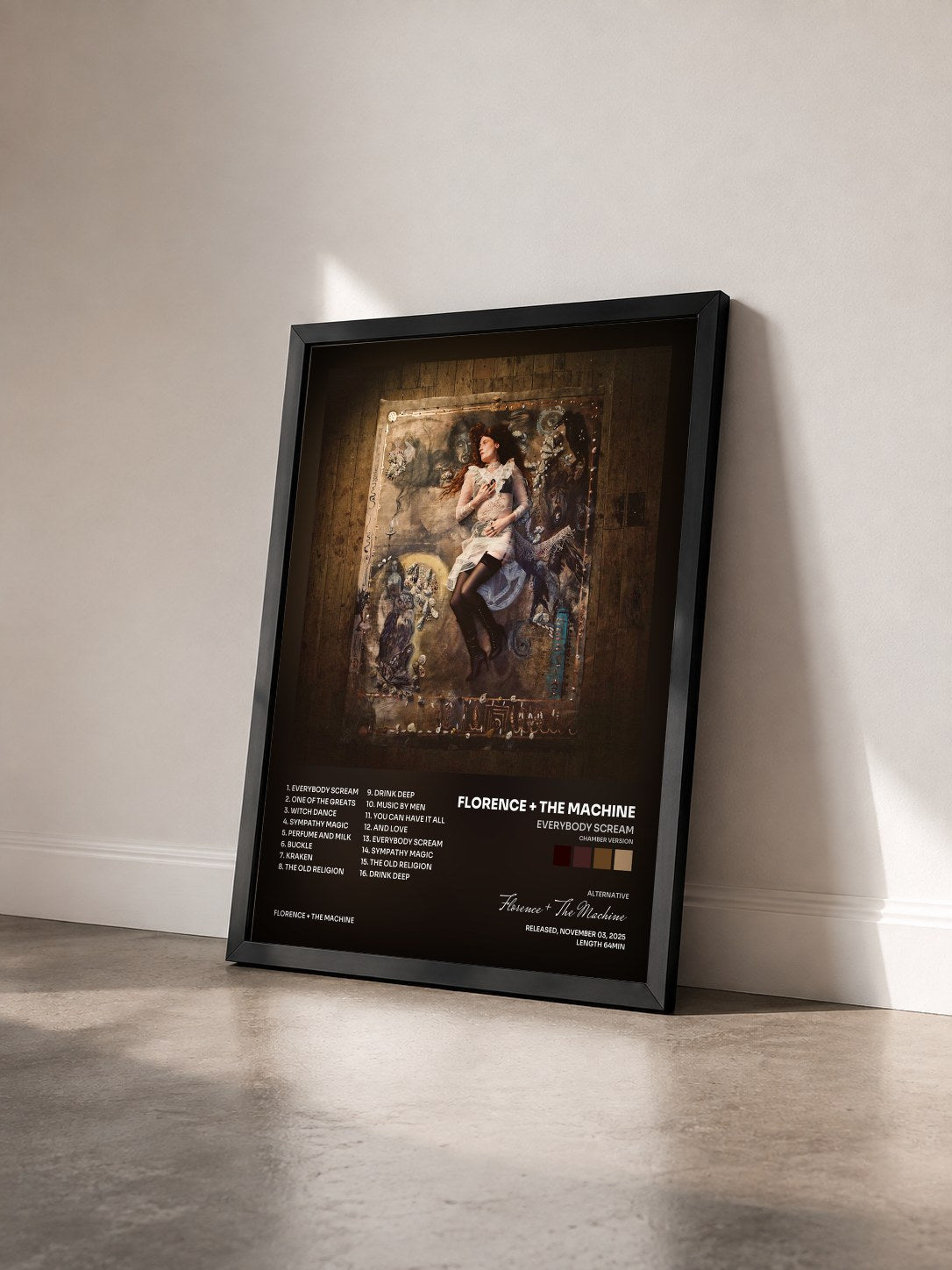 #noir Tableau de l'album Everybody Scream (Chamber Version) de Florence + The Machine vu de trois quarts, cadre noir