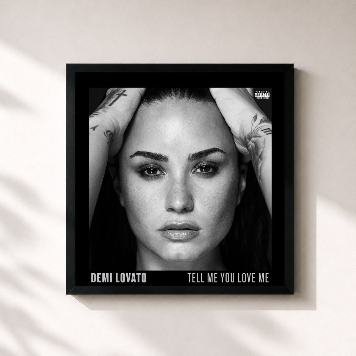 #noir Tableau carré de l'album Tell Me You Love Me de Demi Lovato, cadre noir 32x32 cm