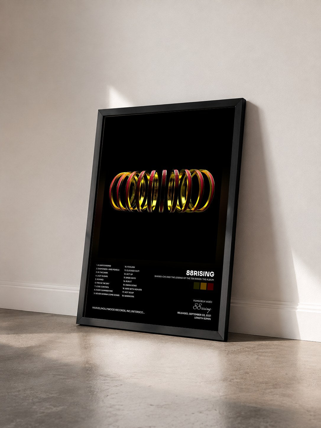 #noir Tableau de l'album Shang-Chi and The Legend of The Ten Rings: The Album de 88rising vu de trois quarts, cadre noir