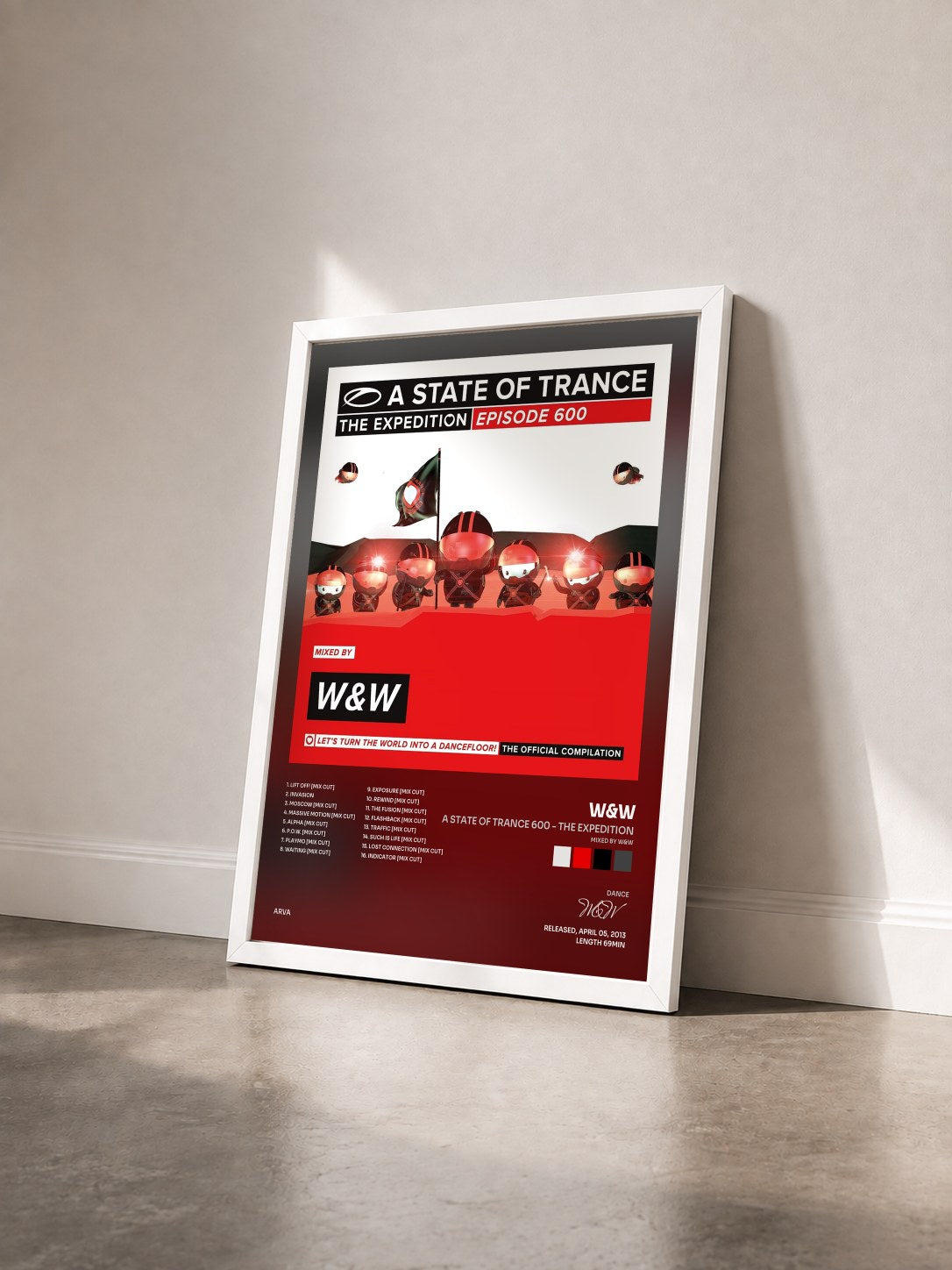 #blanc Tableau de l'album A State Of Trance 600 - The Expedition (Mixed by W&W) de W&W vu de trois quarts, cadre blanc