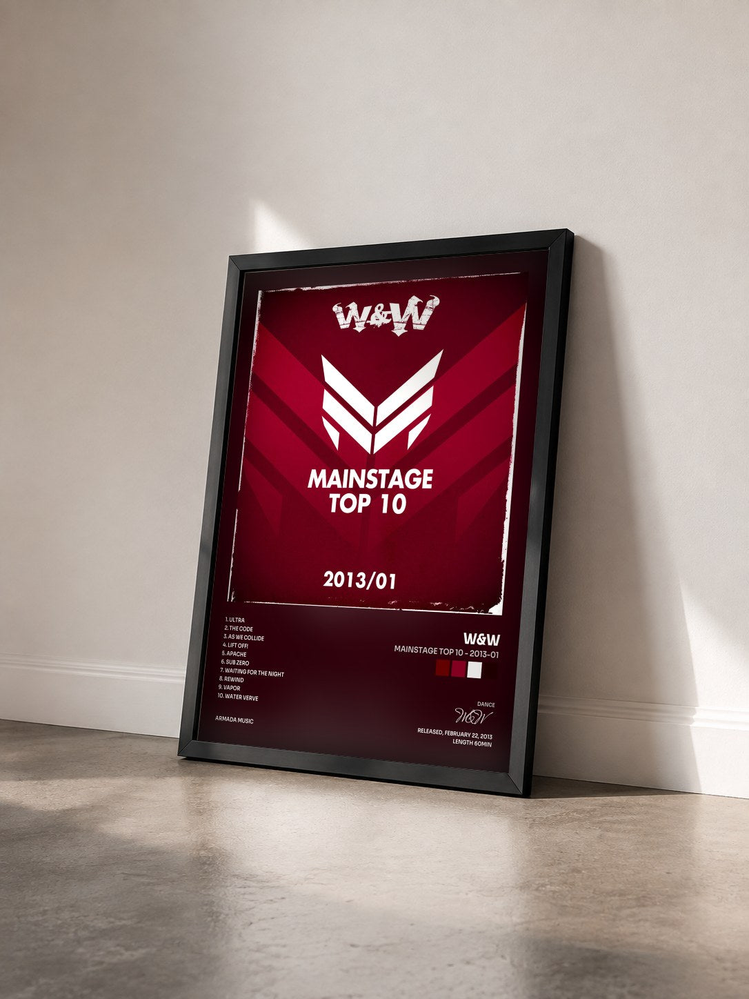 #noir Tableau de l'album Mainstage Top 10 - 2013-01 de W&W vu de trois quarts, cadre noir