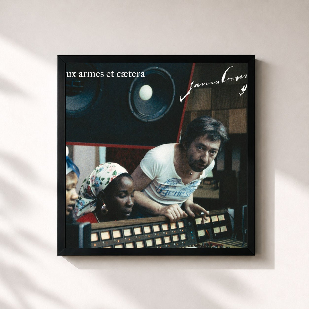 #noir Tableau carré de l'album Aux Armes Et Caetera de Serge Gainsbourg, cadre noir 32x32 cm