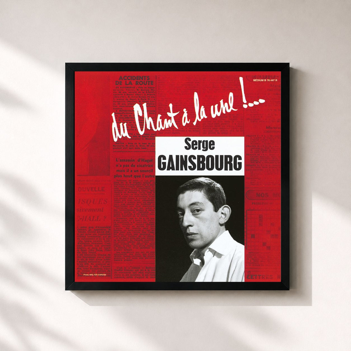 #noir Tableau carré de l'album Du chant à la une ! de Serge Gainsbourg, cadre noir 32x32 cm