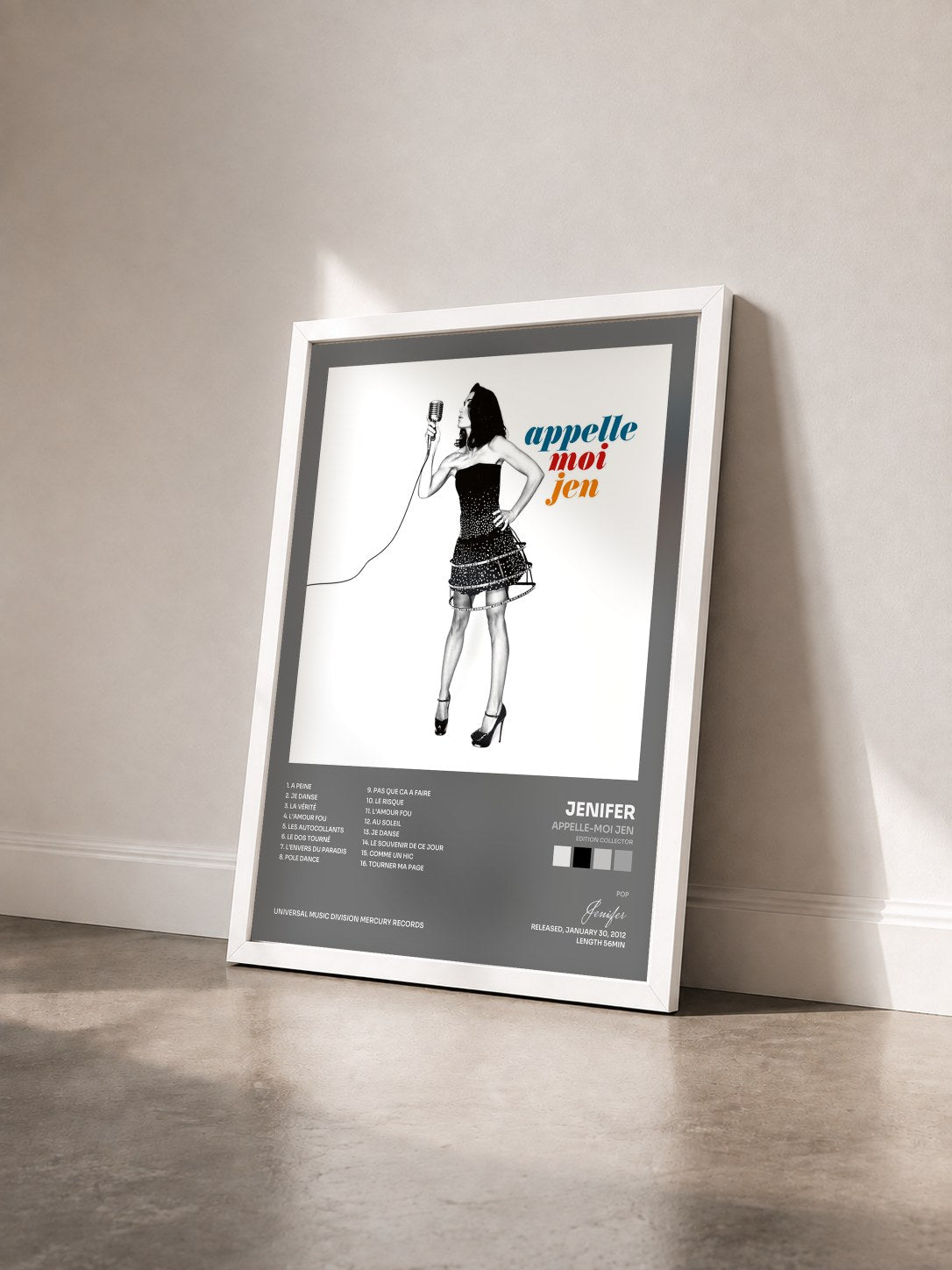 #blanc Tableau de l'album Appelle-Moi Jen (Edition Collector) de Jenifer vu de trois quarts, cadre blanc