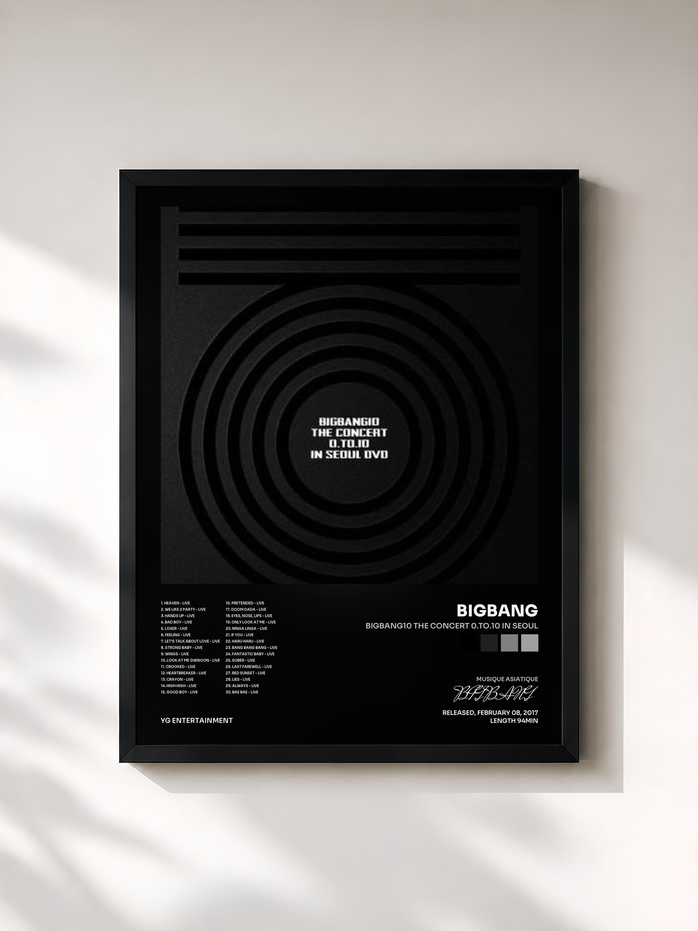 #noir Tableau de l'album BIGBANG10 THE CONCERT 0.TO.10 IN SEOUL de BIGBANG, cadre noir, imprimé et encadré en France