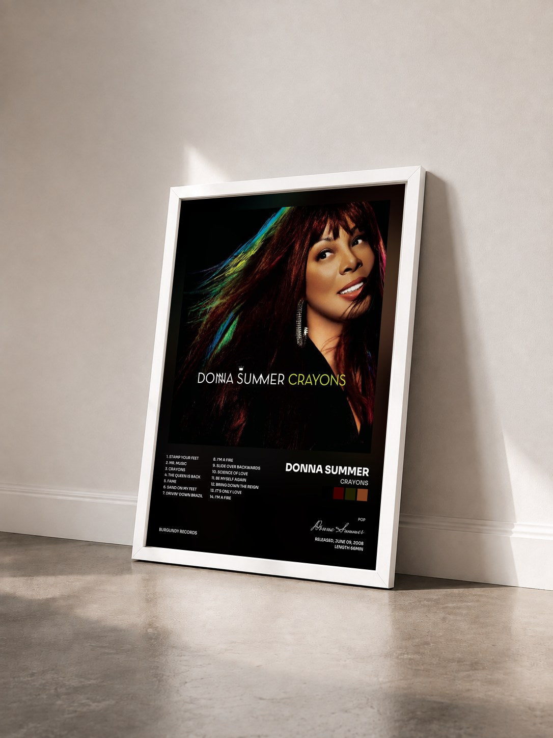 #blanc Tableau de l'album Crayons de Donna Summer vu de trois quarts, cadre blanc