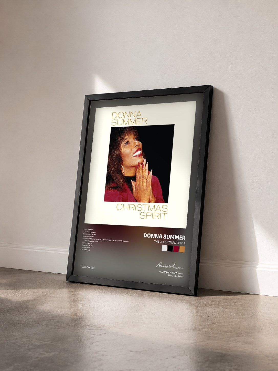 #noir Tableau de l'album The Christmas Spirit de Donna Summer vu de trois quarts, cadre noir