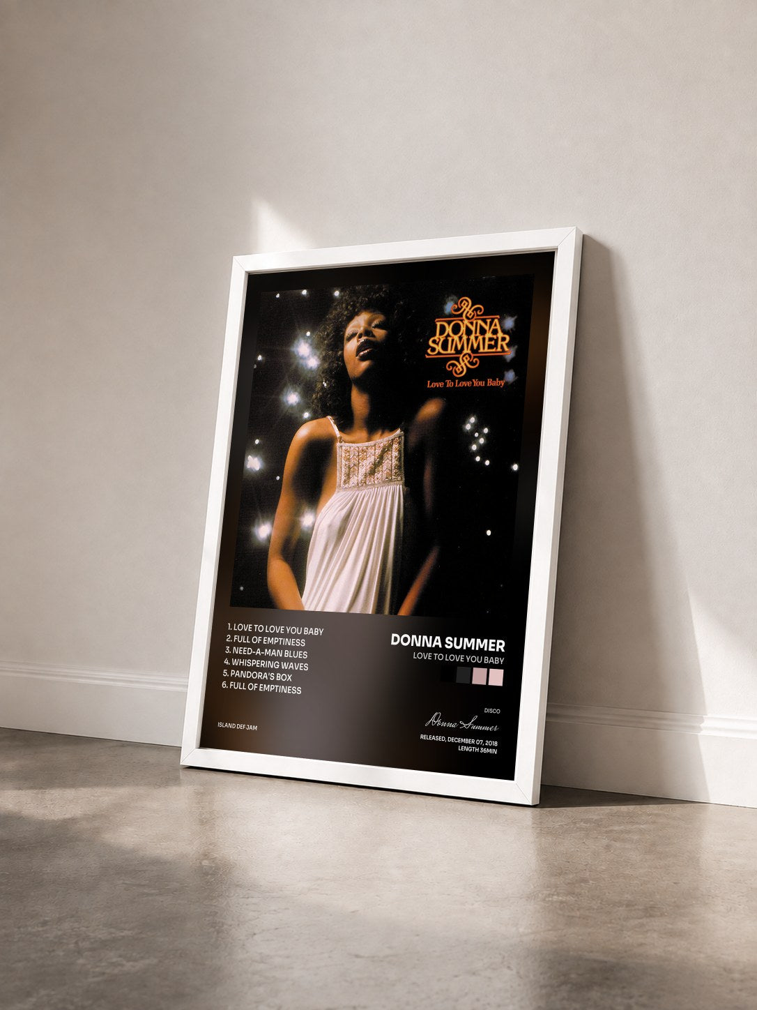 #blanc Tableau de l'album Love To Love You Baby de Donna Summer vu de trois quarts, cadre blanc