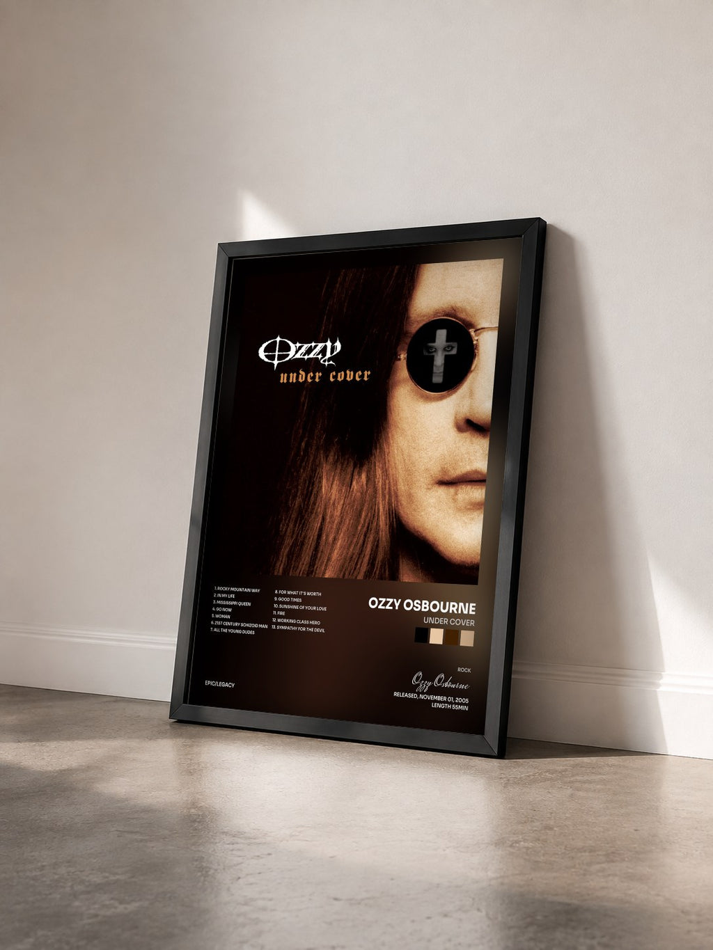 #noir Under Cover di Ozzy Osbourne in stampa incorniciata vista di tre quarti, cornice nera