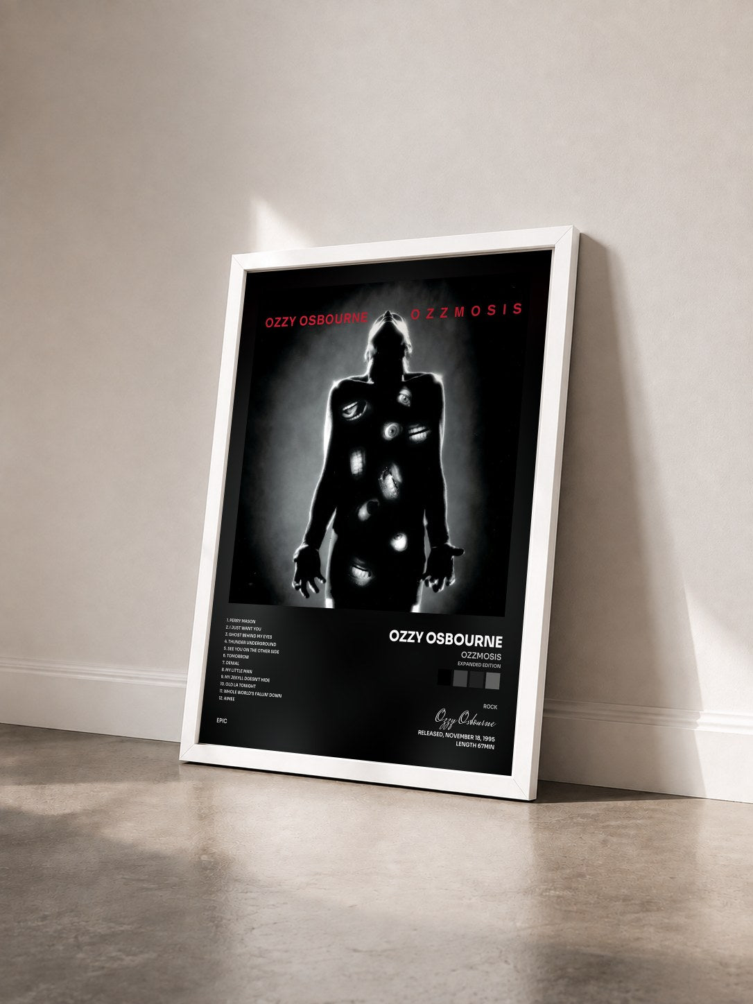 #blanc Ozzmosis (Expanded Edition) di Ozzy Osbourne in stampa incorniciata vista di tre quarti, cornice bianca