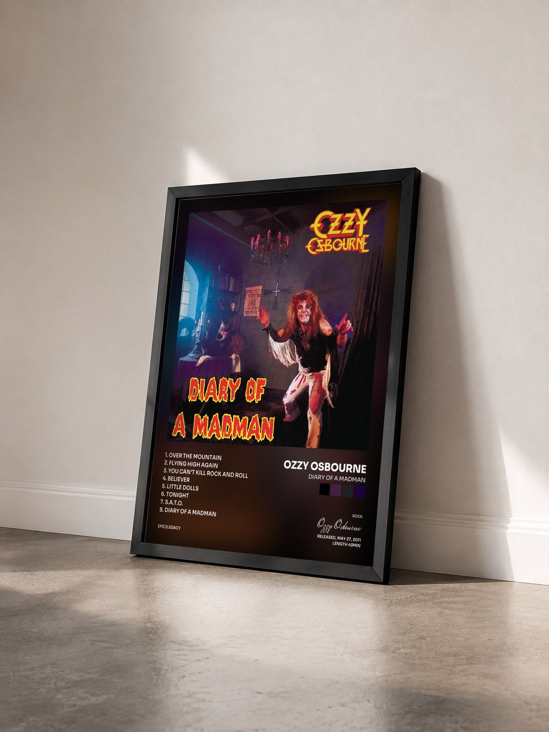 #noir Diary Of A Madman di Ozzy Osbourne in stampa incorniciata vista di tre quarti, cornice nera