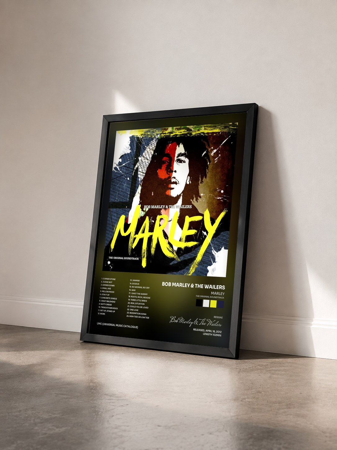#noir Tableau de l'album Marley (The Original Soundtrack) de Bob Marley & The Wailers vu de trois quarts, cadre noir