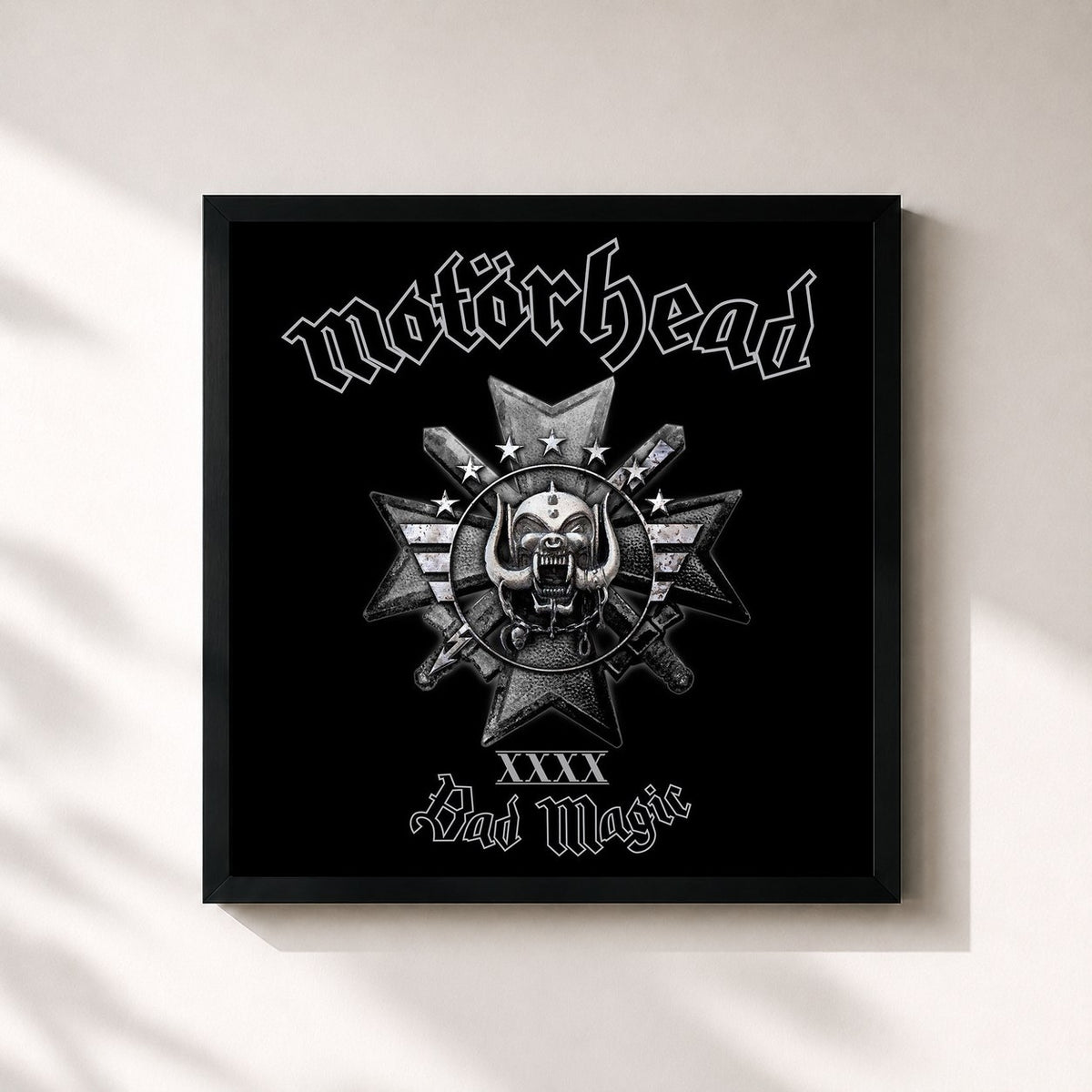 #noir Tableau carré de l'album Bad Magic de Motörhead, cadre noir 32x32 cm