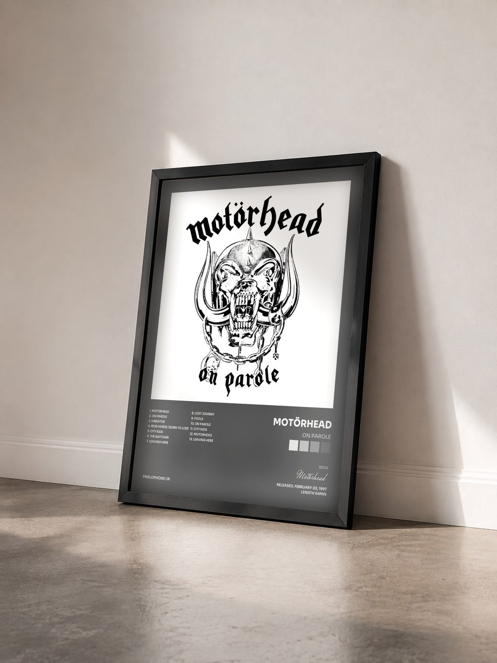 #noir Tableau de l'album On Parole de Motörhead vu de trois quarts, cadre noir