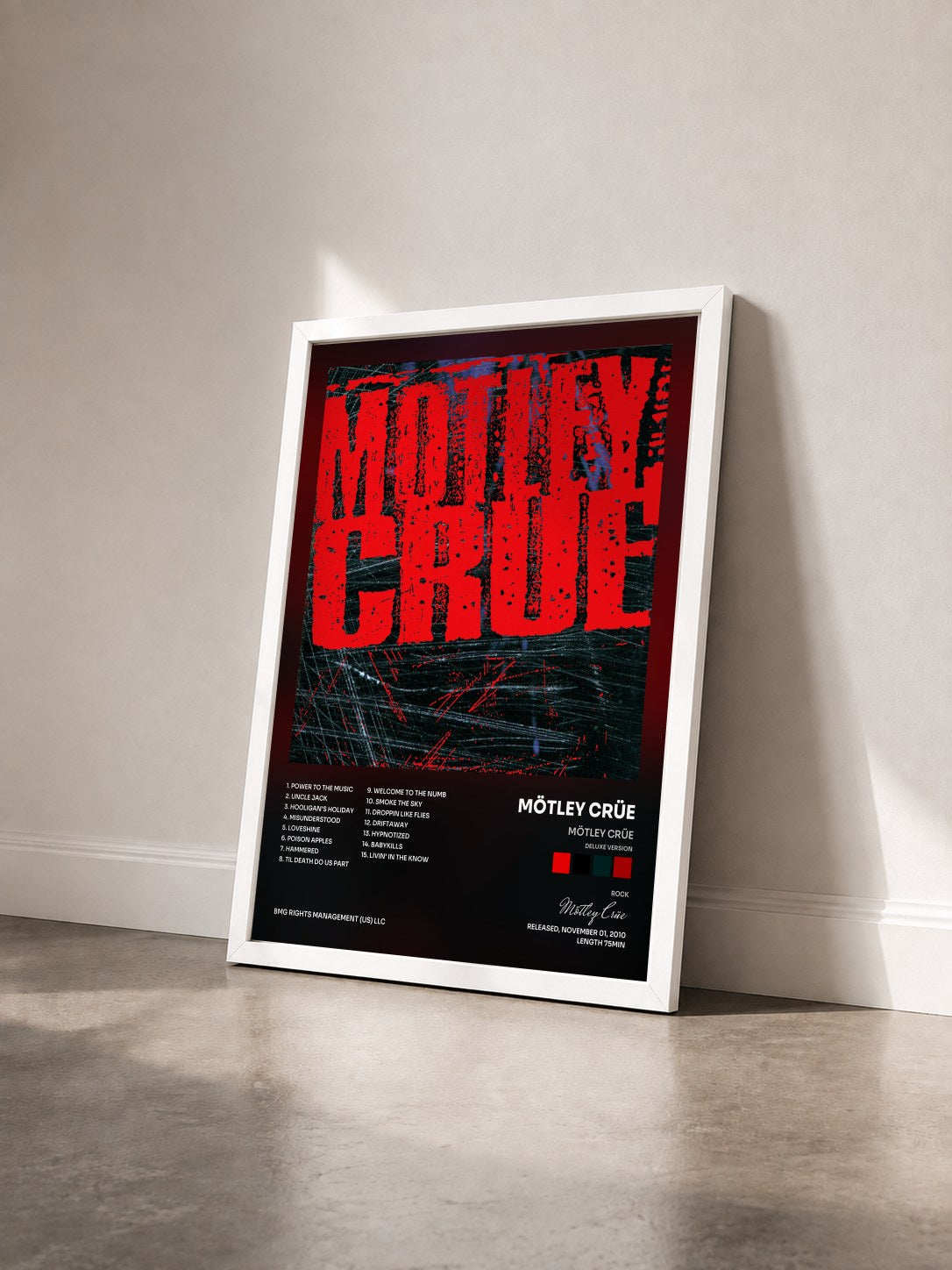 #blanc Tableau de l'album Mötley Crüe (Deluxe Version) de Mötley Crüe vu de trois quarts, cadre blanc