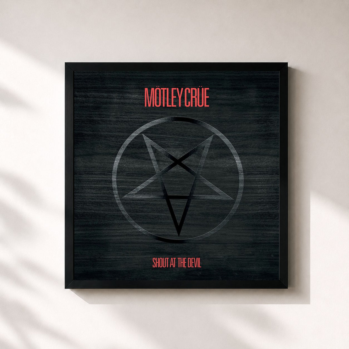 #noir Tableau carré de l'album Shout At The Devil (40th Anniversary / Deluxe Version) de Mötley Crüe, cadre noir 32x32 cm
