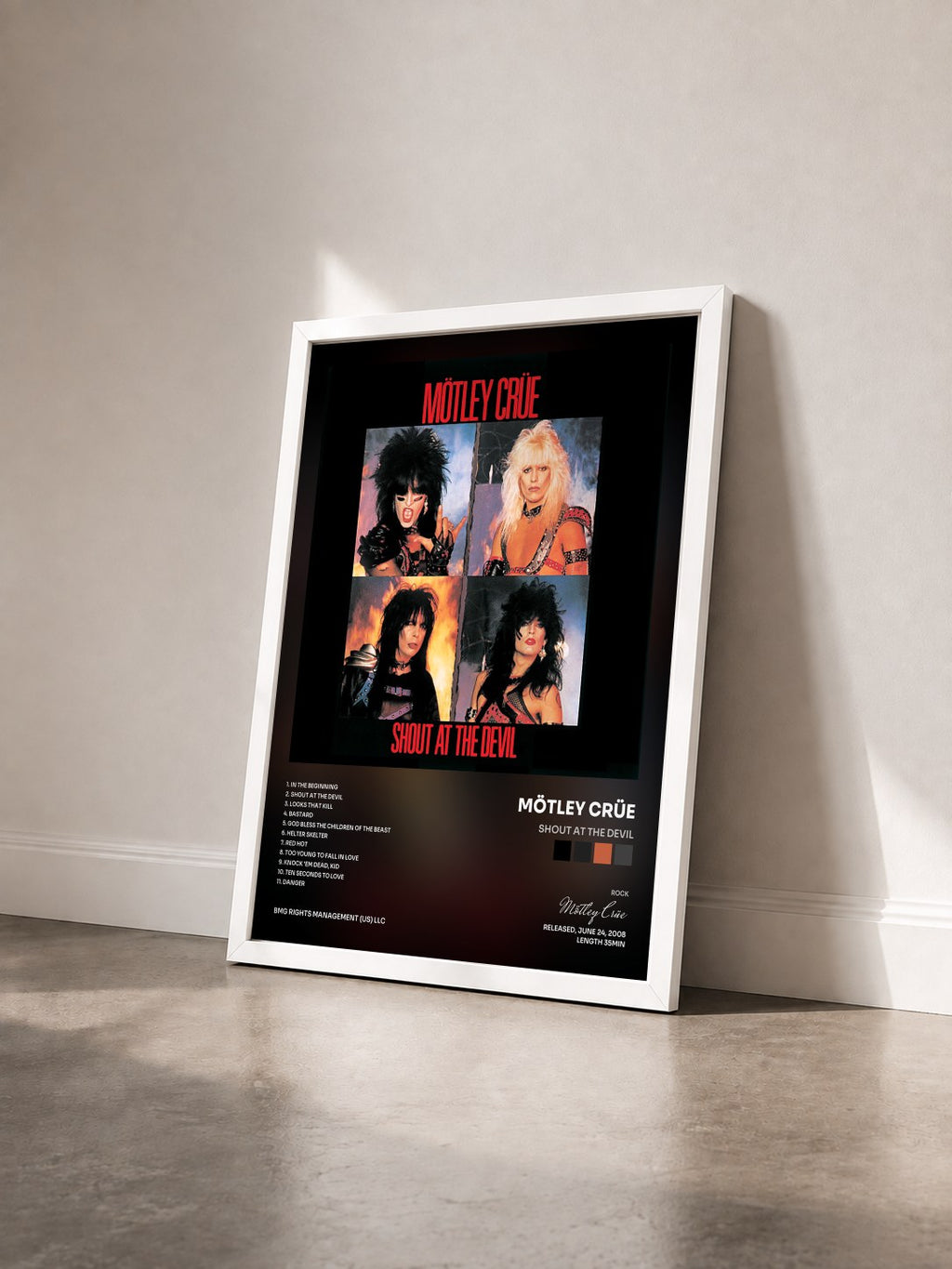 #blanc Tableau de l'album Shout At The Devil de Mötley Crüe vu de trois quarts, cadre blanc