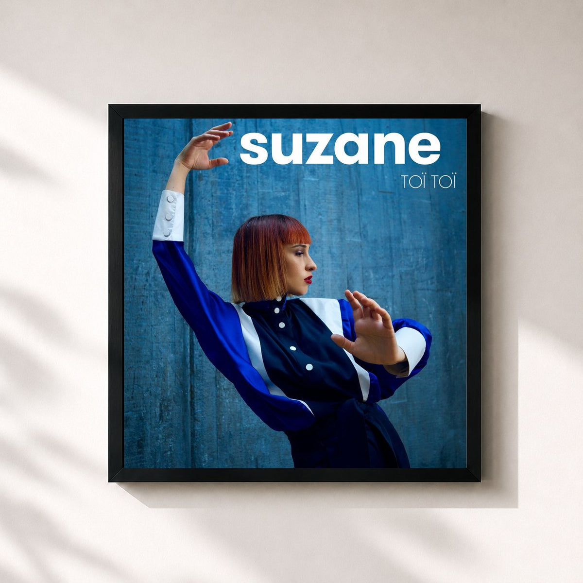 #noir Tableau carré de l'album Toï Toï de Suzane, cadre noir 32x32 cm