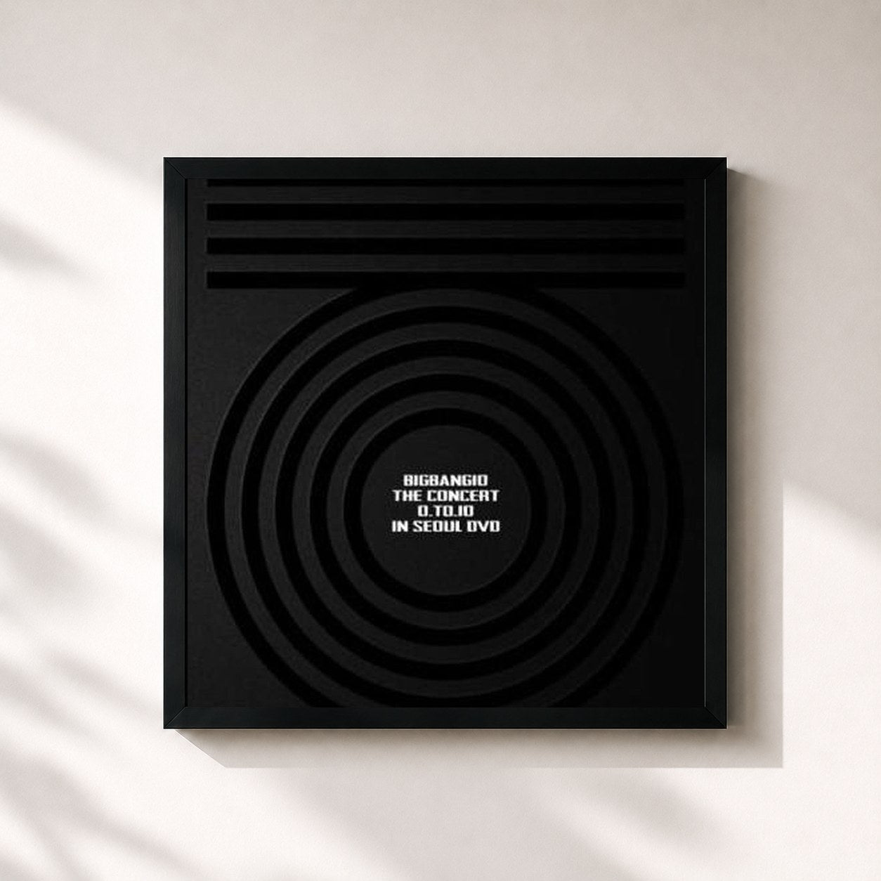 #noir Tableau carré de l'album BIGBANG10 THE CONCERT 0.TO.10 IN SEOUL de BIGBANG, cadre noir 32x32 cm