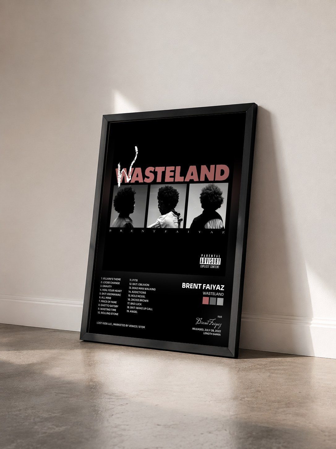 #noir Tableau de l'album WASTELAND de Brent Faiyaz vu de trois quarts, cadre noir