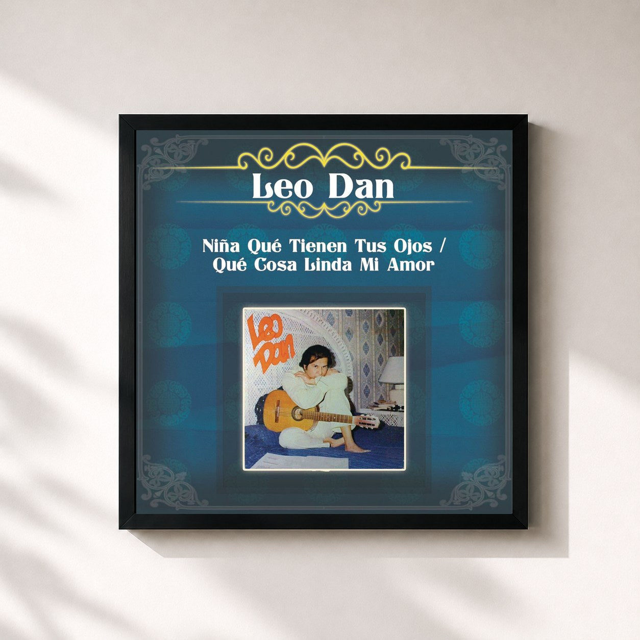 #noir Tableau carré de l'album Niña Qué Tienen Tus Ojos / Qué Cosa Linda Mi Amor de Leo Dan, cadre noir 32x32 cm