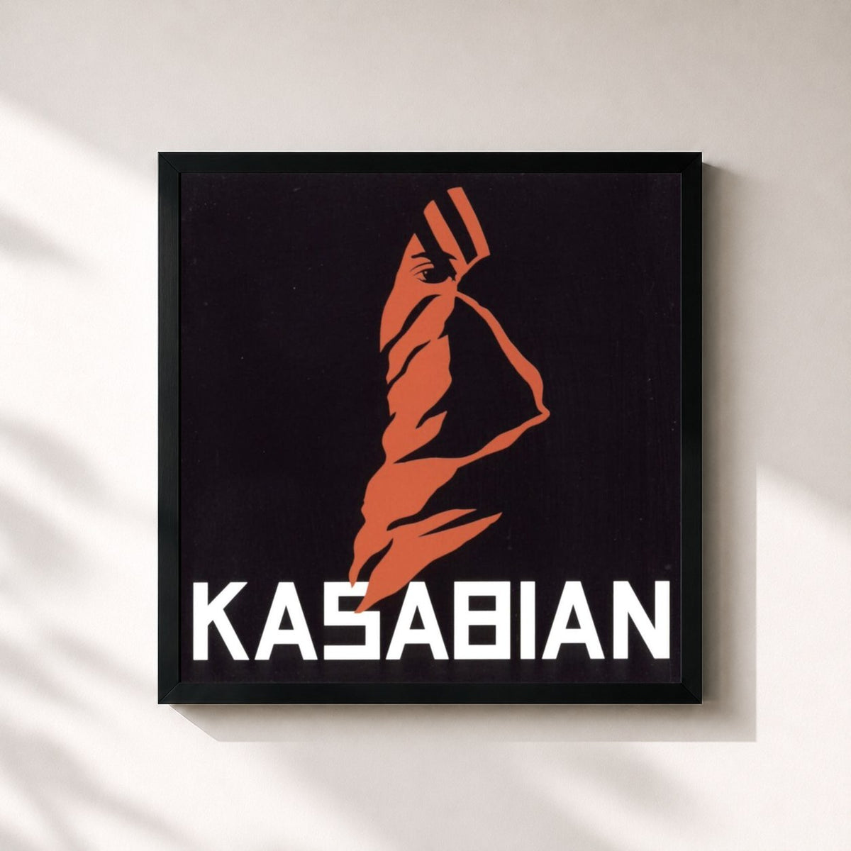 #noir Tableau carré de l'album Kasabian de Kasabian, cadre noir 32x32 cm