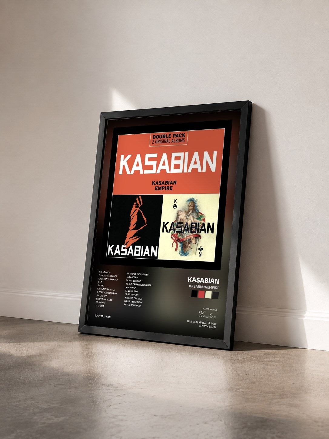 #noir Tableau de l'album Kasabian/Empire de Kasabian vu de trois quarts, cadre noir