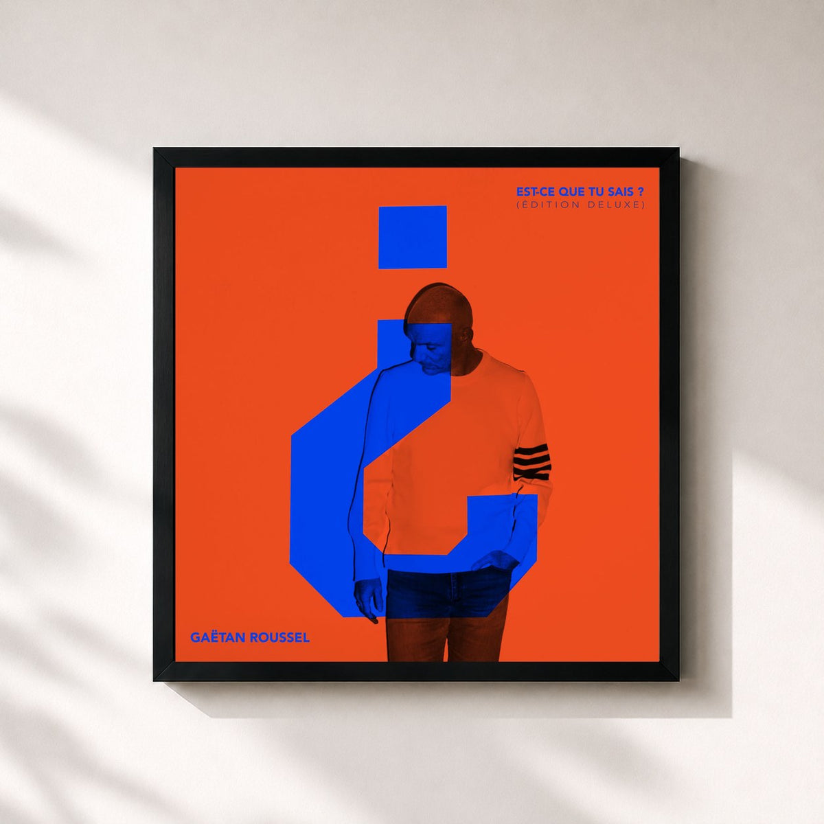 #noir Est-ce que tu sais ? (Edition Deluxe) di Gaëtan Roussel in stampa quadrata incorniciata, cornice nera 32x32 cm