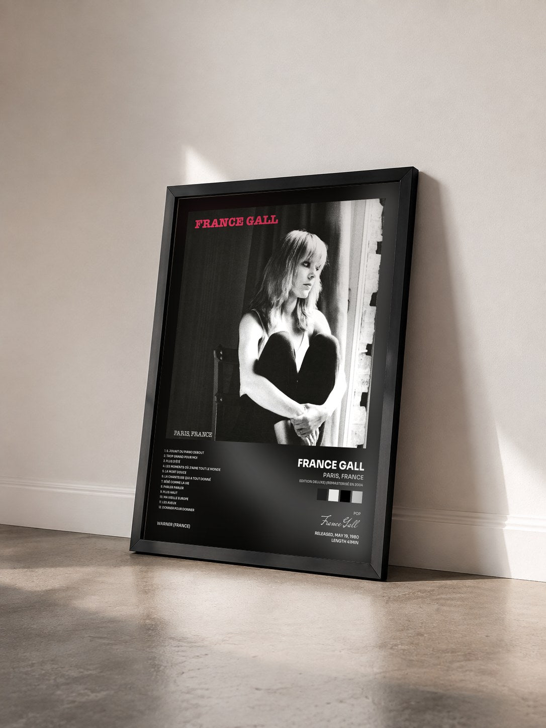 #noir Paris, France (Edition Deluxe) (Remasterisé en 2004) de France Gall en lámina enmarcada vista de tres cuartos, marco negro