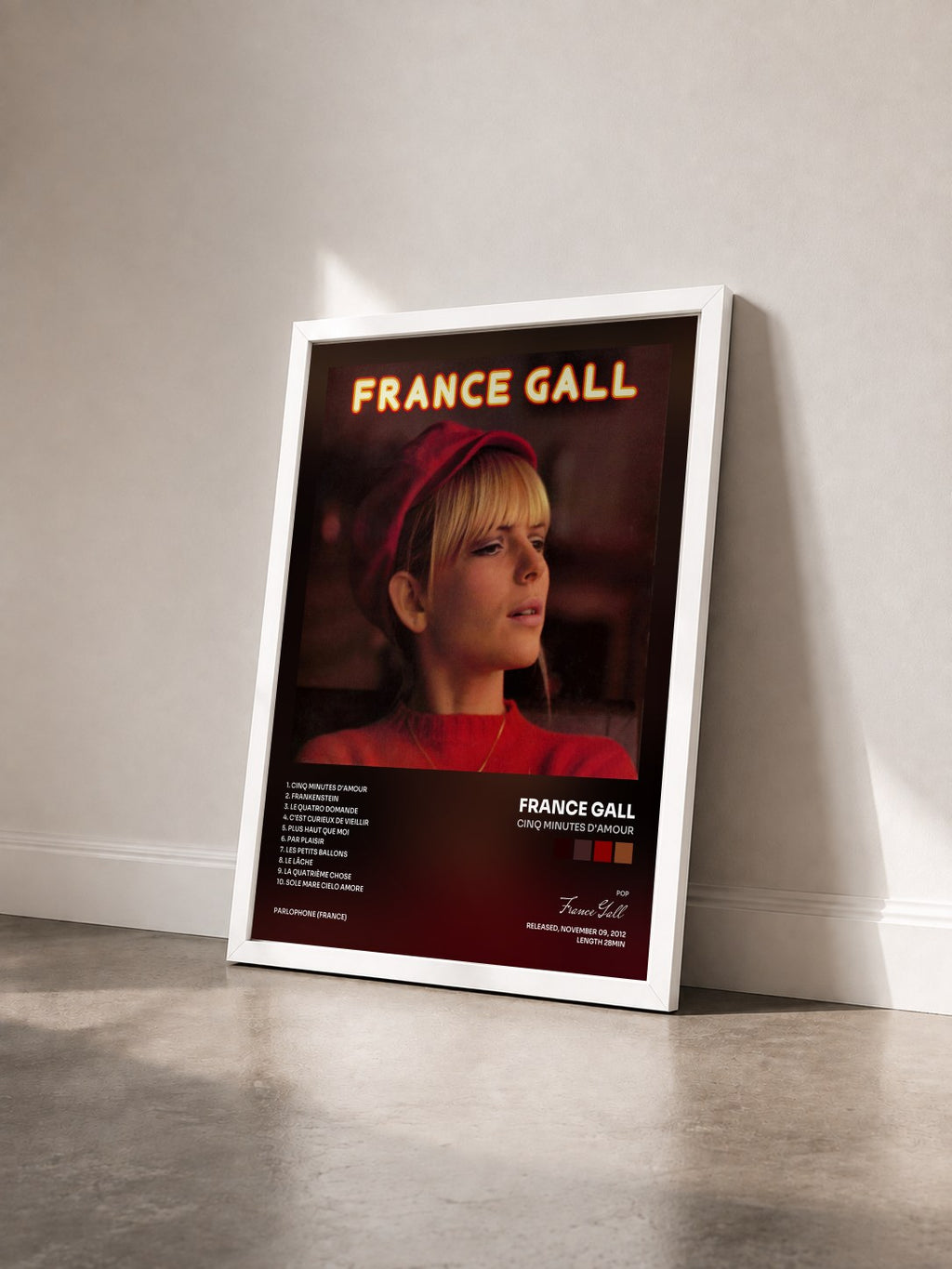 #blanc Cinq minutes d'amour di France Gall in stampa incorniciata vista di tre quarti, cornice bianca