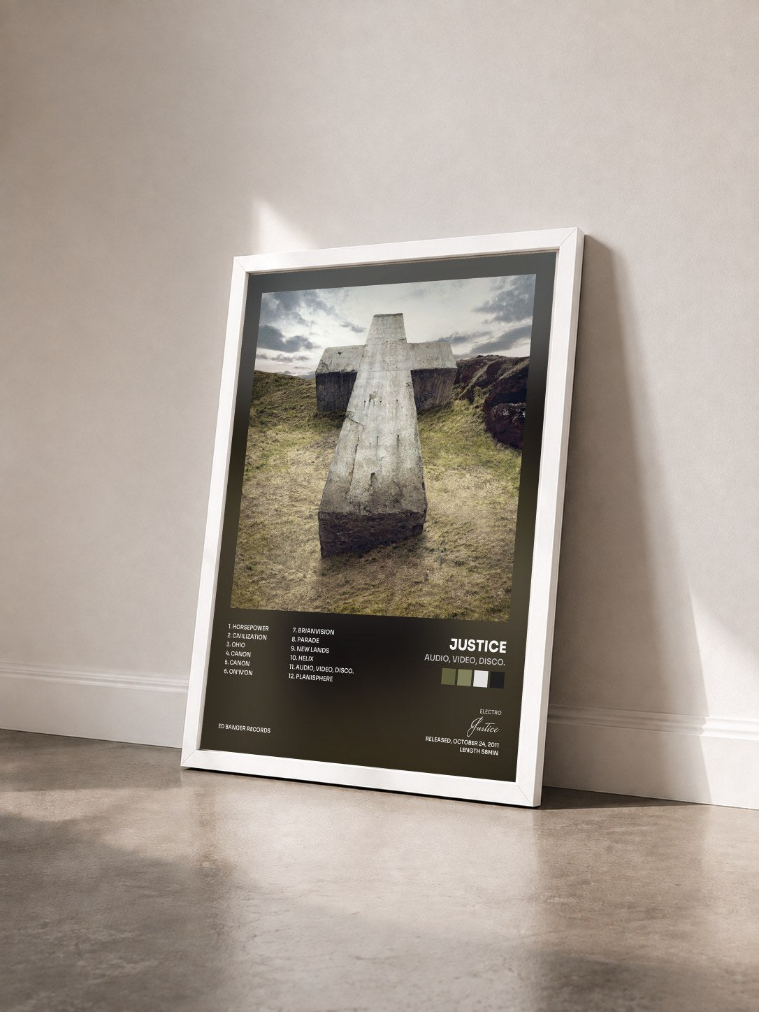 #blanc Tableau de l'album Audio, Video, Disco. de Justice vu de trois quarts, cadre blanc